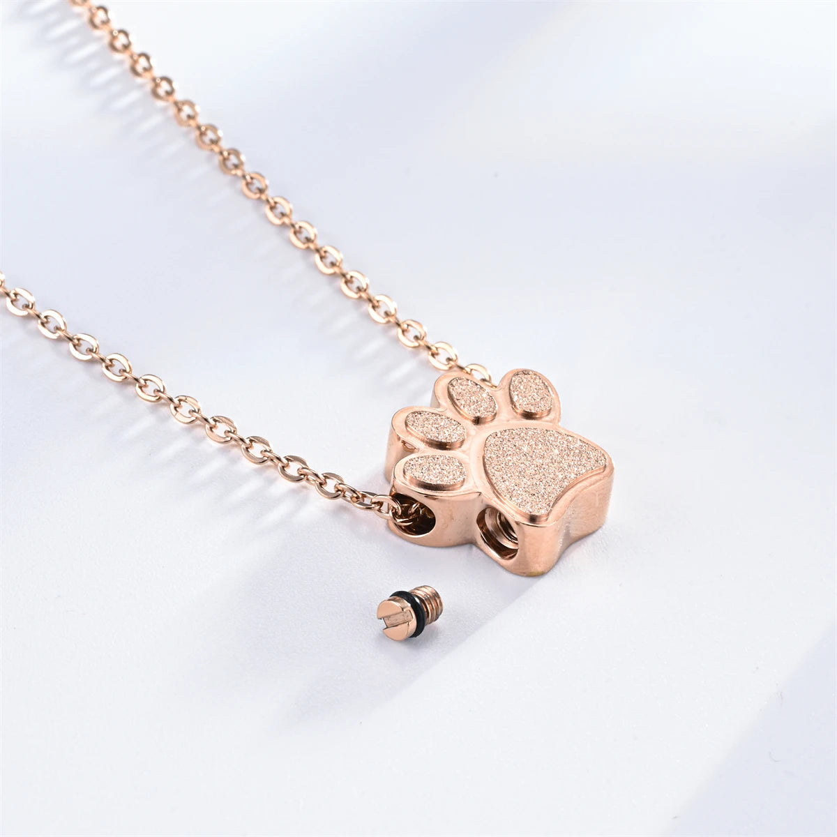 FureverYours™ Paw Hearted Pendant